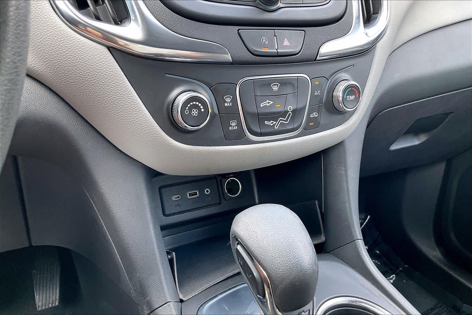 Used 2023 Chevrolet Equinox LS w/ LS Convenience Package FWD image 31