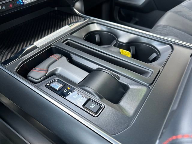 Used 2025 Ford F150 Raptor image 7