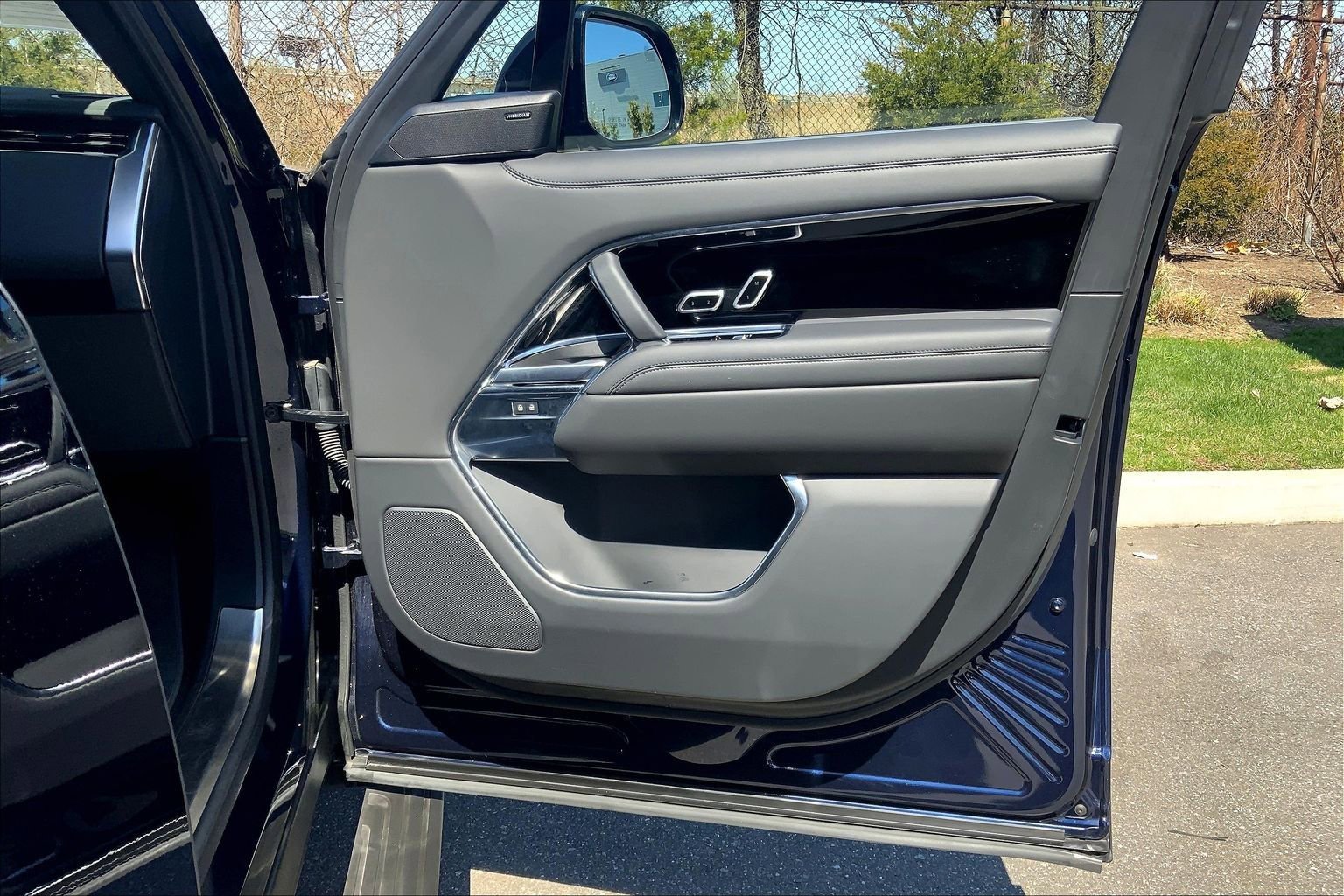 Used 2023 Land Rover Range Rover SE image 22