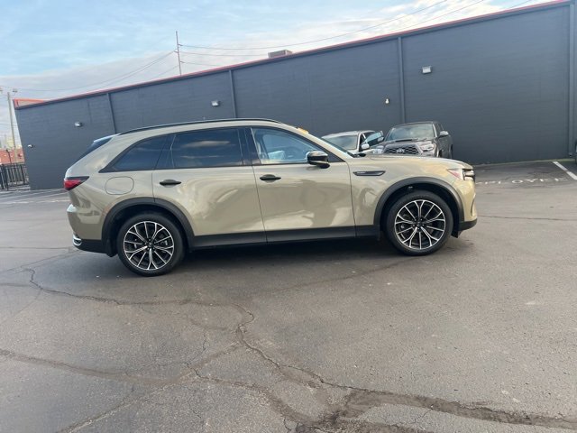 Certified 2025 MAZDA CX-70 Plug-In Hybrid w/ Premium Pkg image 5