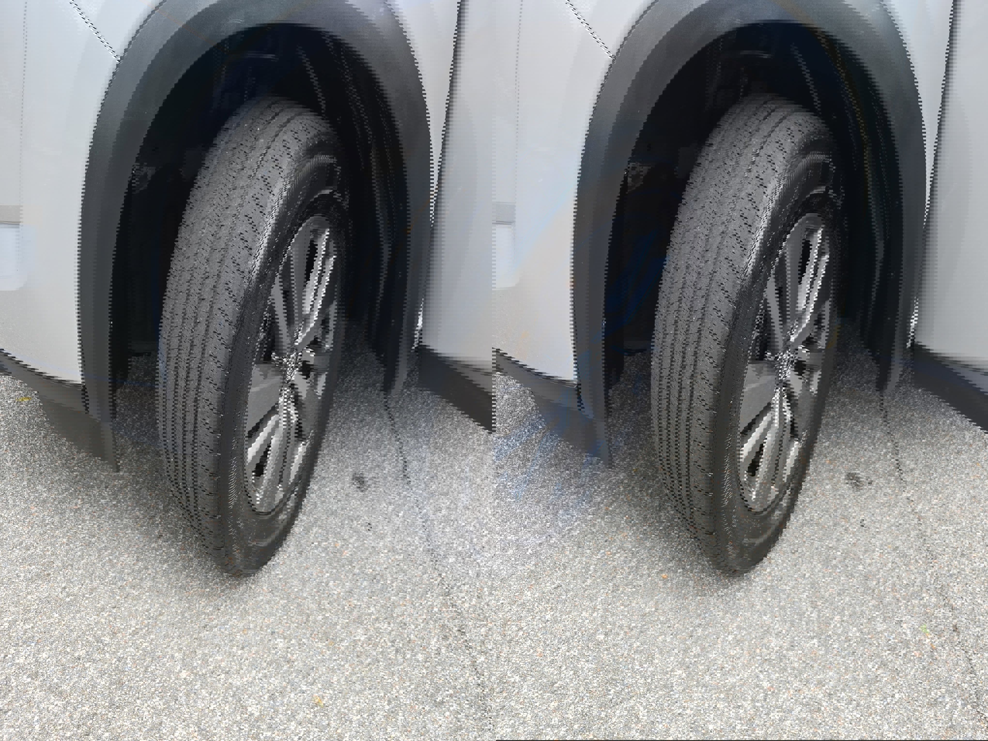 Used 2024 Nissan Pathfinder SV image 30