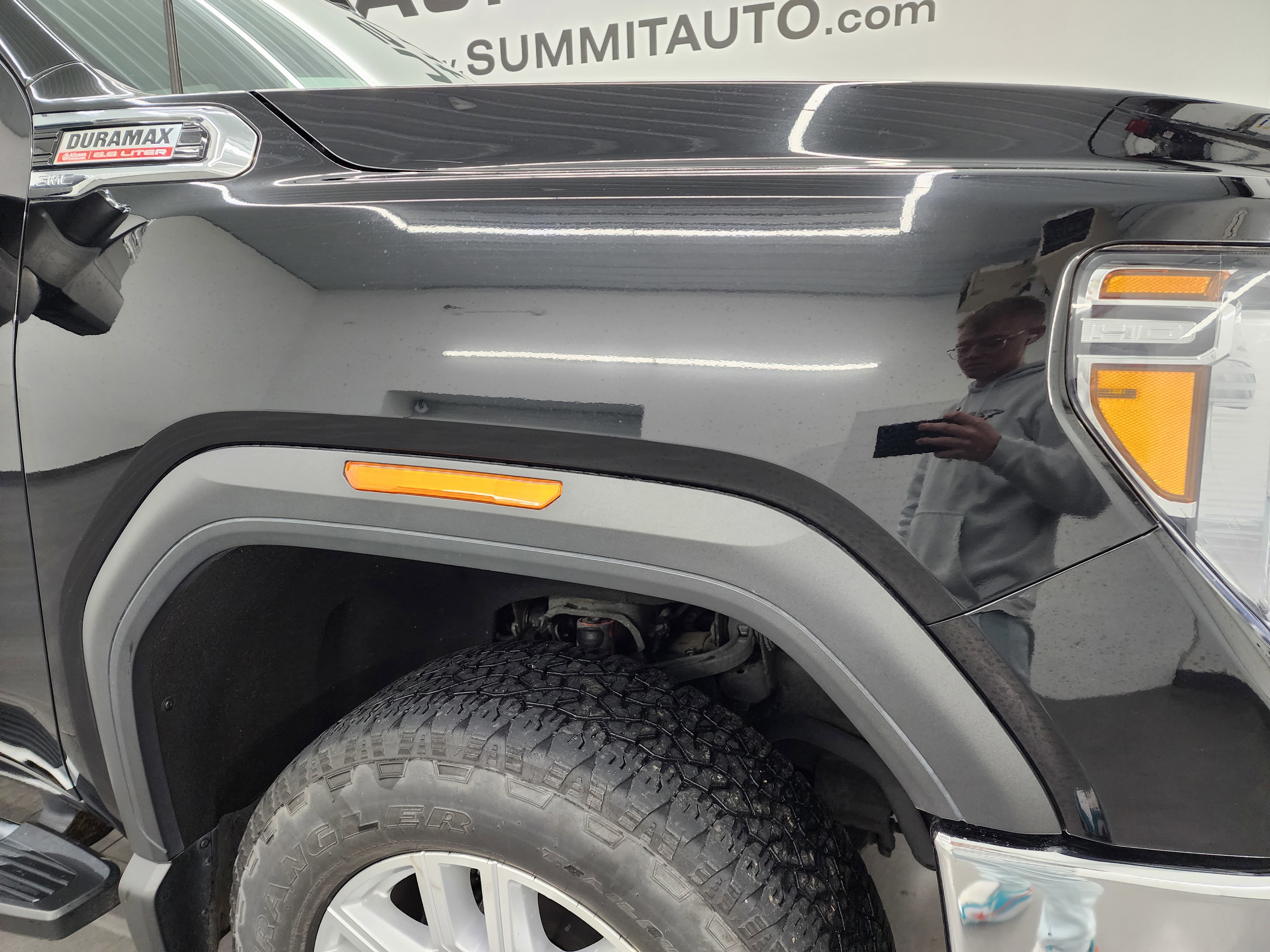 Used 2022 GMC Sierra 2500 SLT w/ LPO, GMC Protection Package image 22