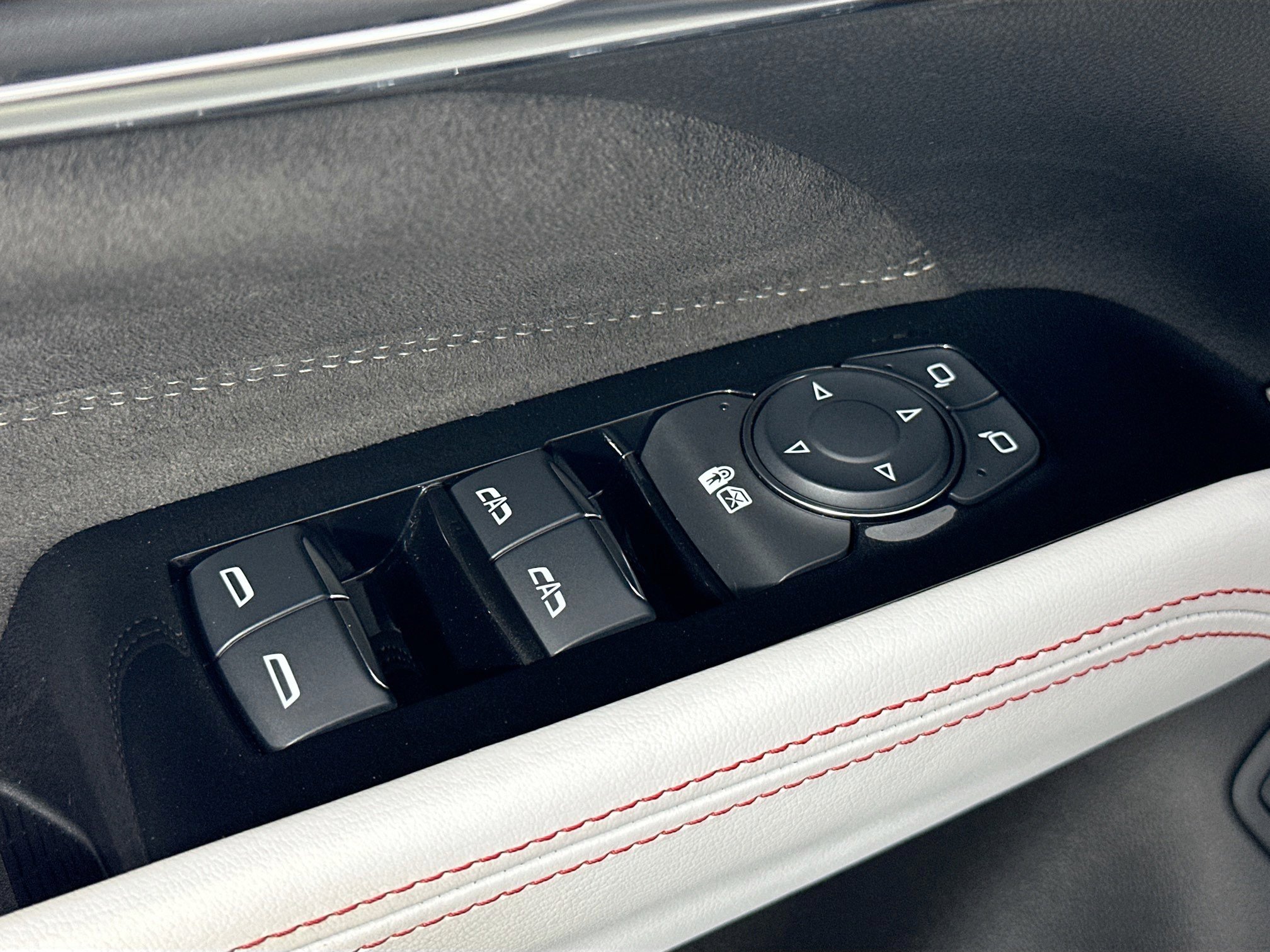 Used 2024 Cadillac CT4 V Blackwing w/ Technology Package image 17