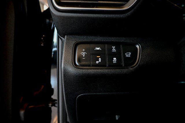 Used 2019 Hyundai Santa Fe SEL AWD/4WD image 32