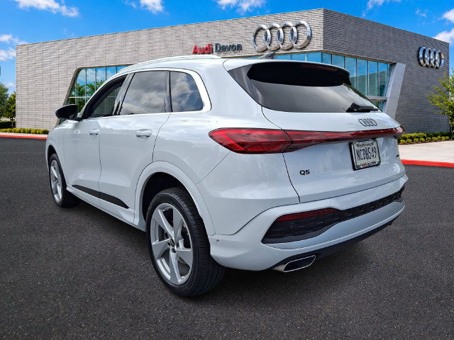Used 2025 Audi Q5 Premium Plus w/ Premium Plus AWD/4WD image 4