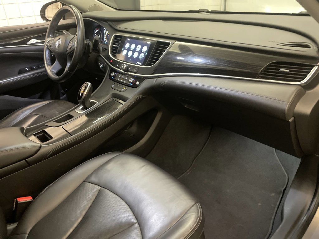 Used 2017 Buick LaCrosse Essence w/ Sun and Shade Package FWD image 23