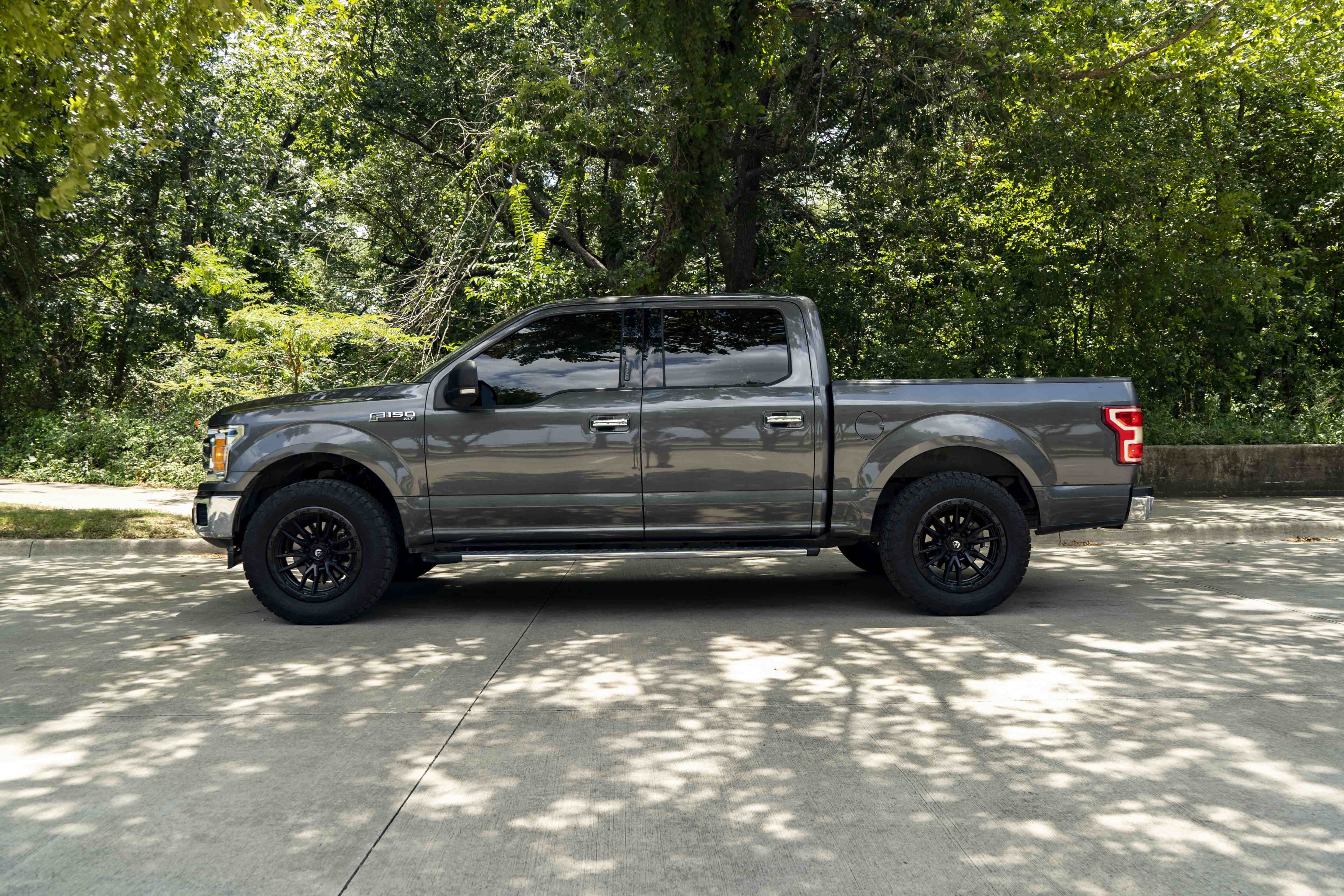 Used 2019 Ford F150 XLT w/ Equipment Group 302A Luxury RWD image 6
