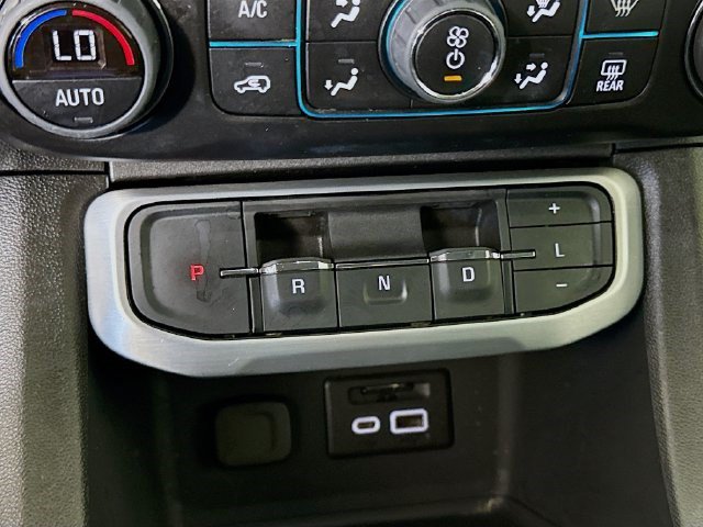 Used 2023 GMC Acadia SLT w/ Preferred Package FWD image 19