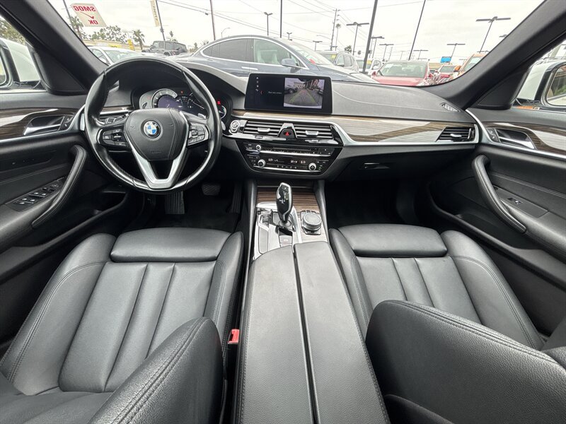 Used 2018 BMW 530i RWD image 23