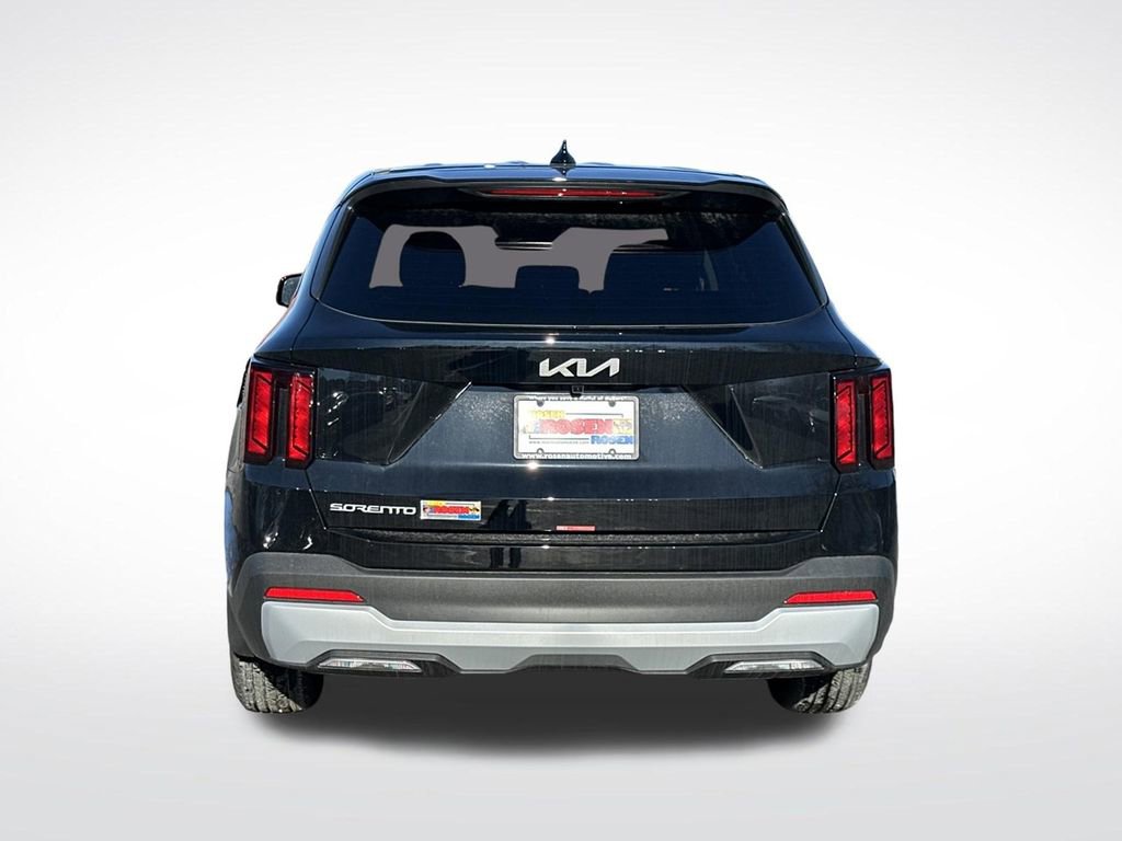 New 2026 Kia Sorento LX FWD image 4