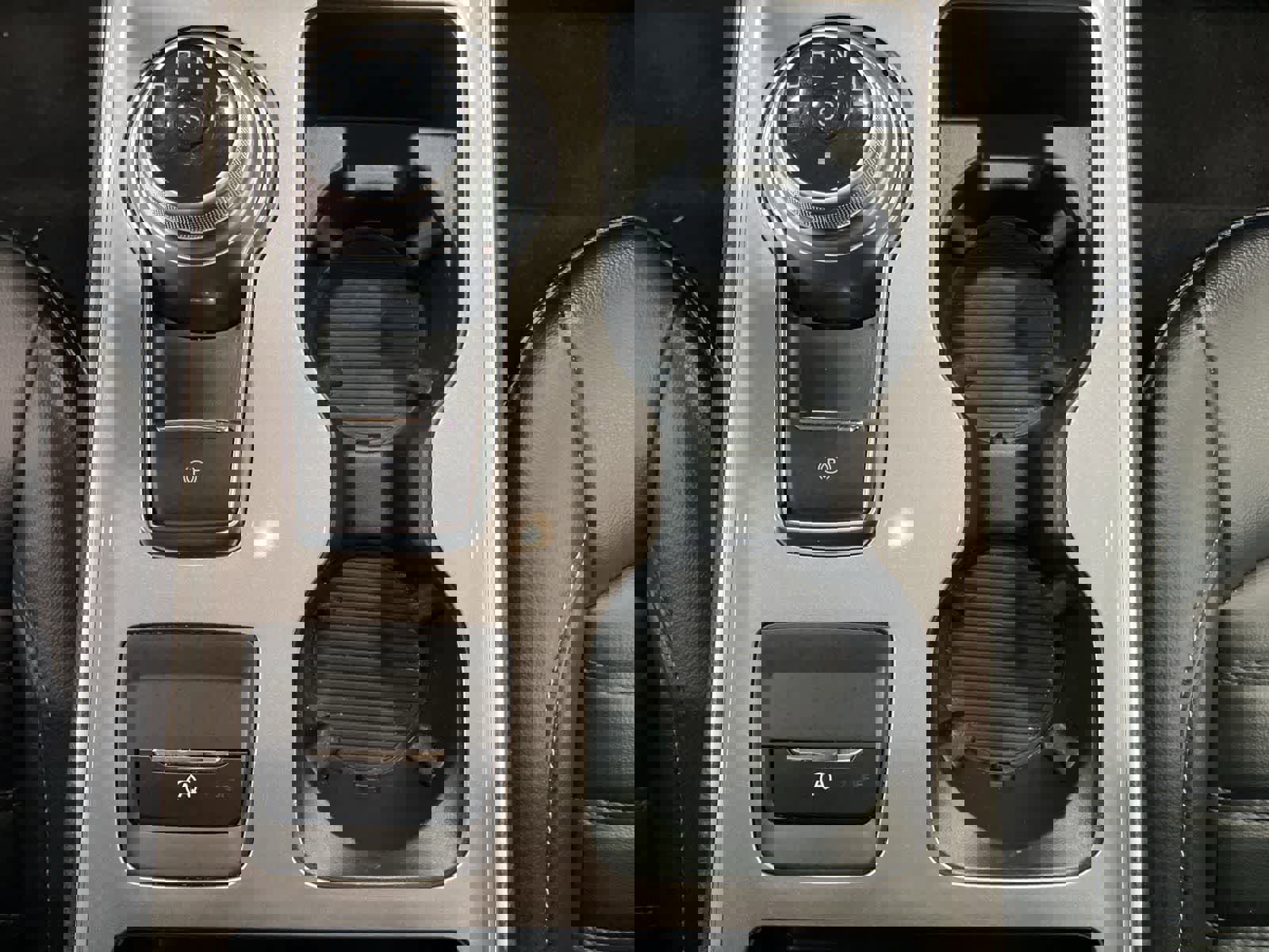 Used 2024 Ford Edge SEL w/ Convenience Package image 15