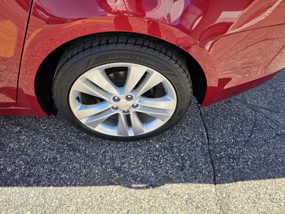Used 2012 Chevrolet Cruze LTZ FWD image 8