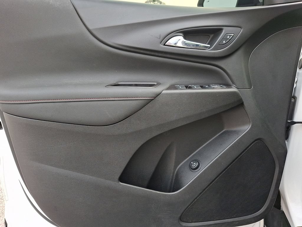 Used 2022 Chevrolet Equinox RS AWD/4WD image 15