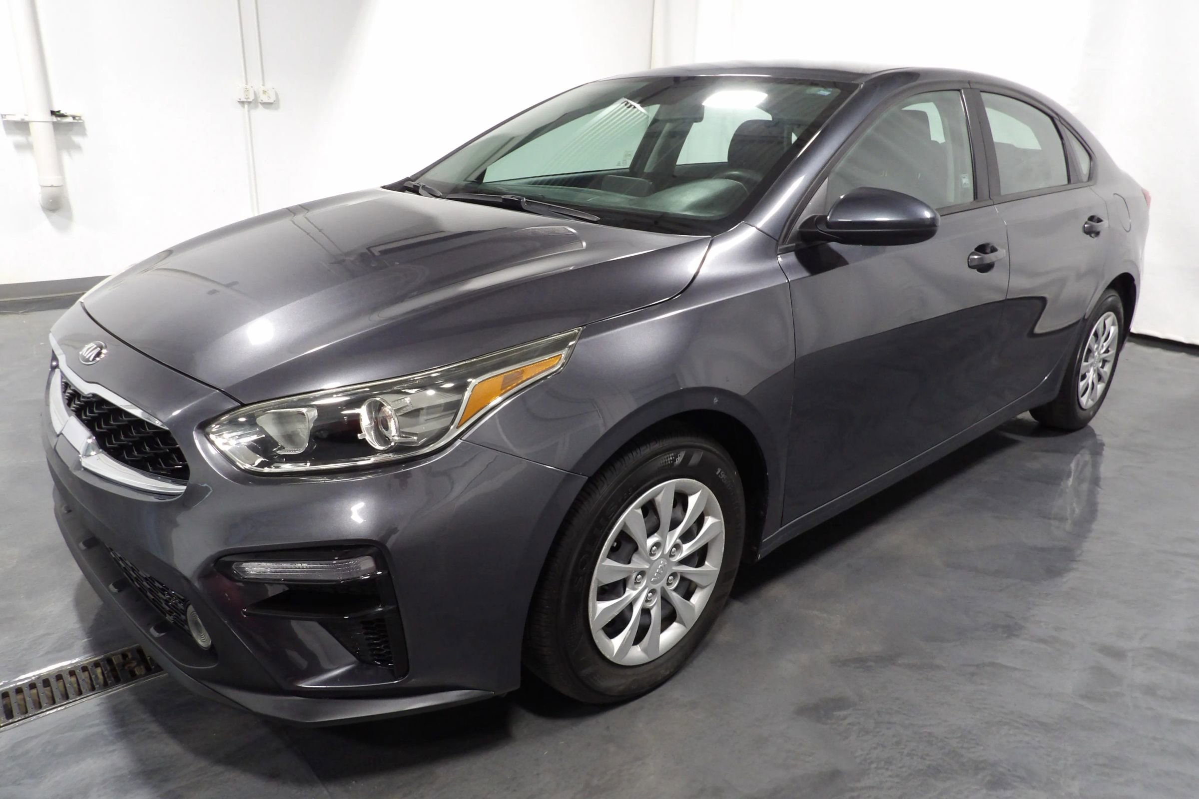 Used 2021 Kia Forte Sedan image 3