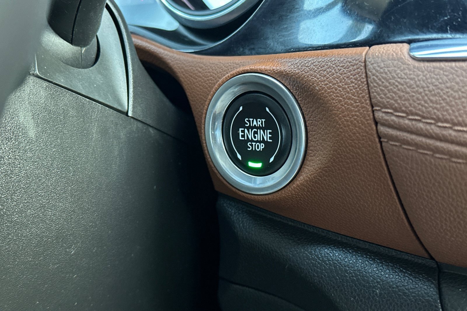 Used 2020 Buick Encore GX Essence image 22