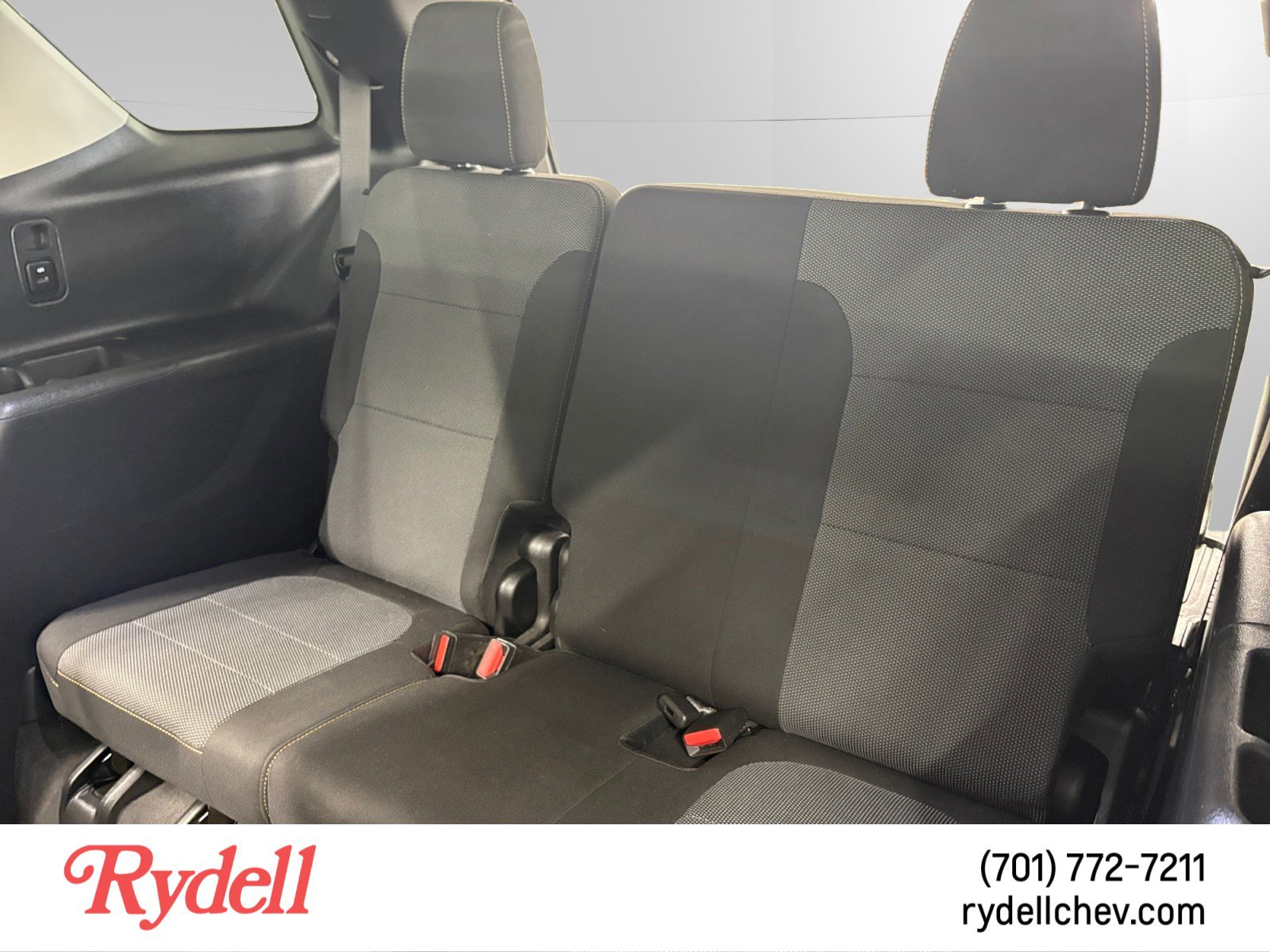 Used 2020 Chevrolet Traverse LS w/ LPO, Floor Liner Package AWD/4WD image 16