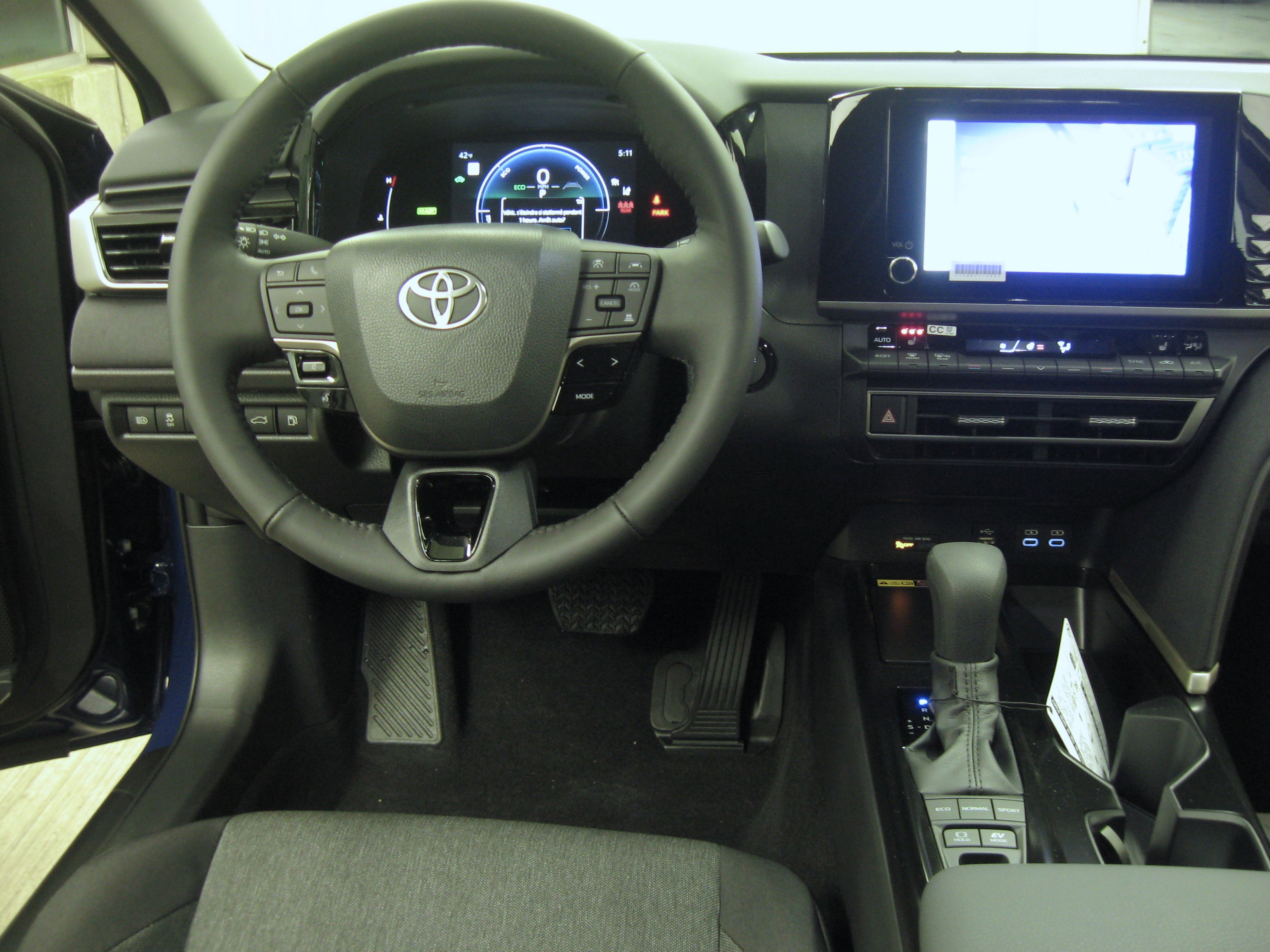 New 2026 Toyota Camry LE image 2