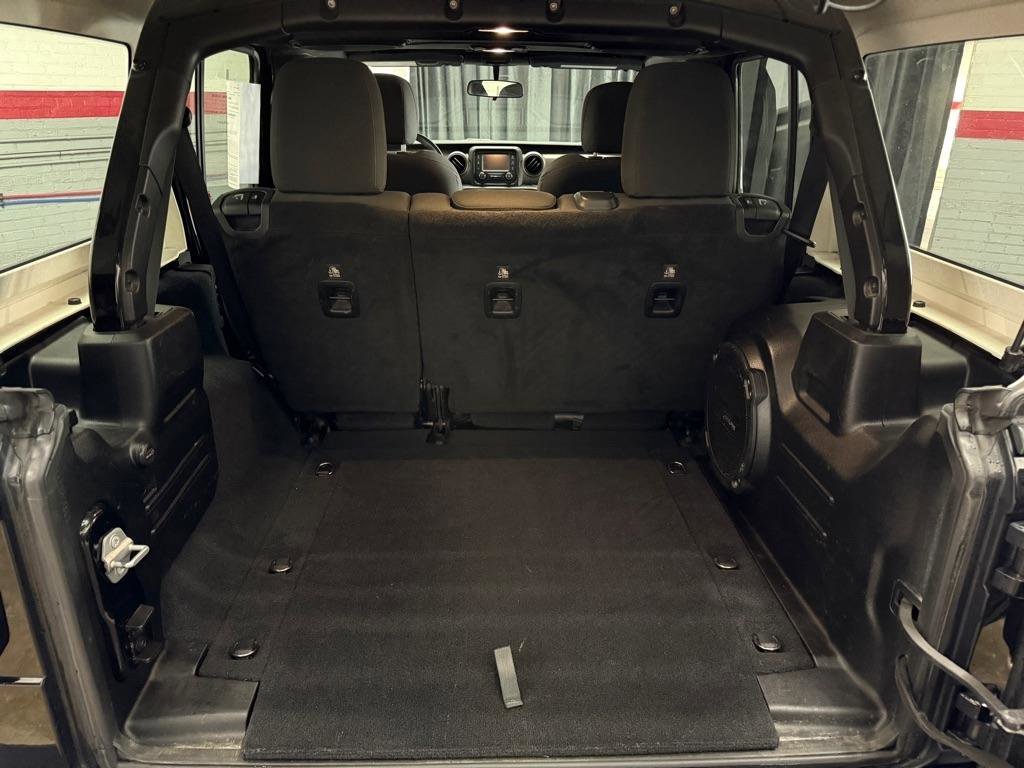 Used 2018 Jeep Wrangler Unlimited Sport S image 16