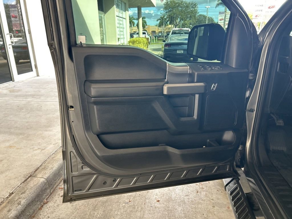 Used 2016 Ford F150 XLT w/ Equipment Group 302A Luxury image 37