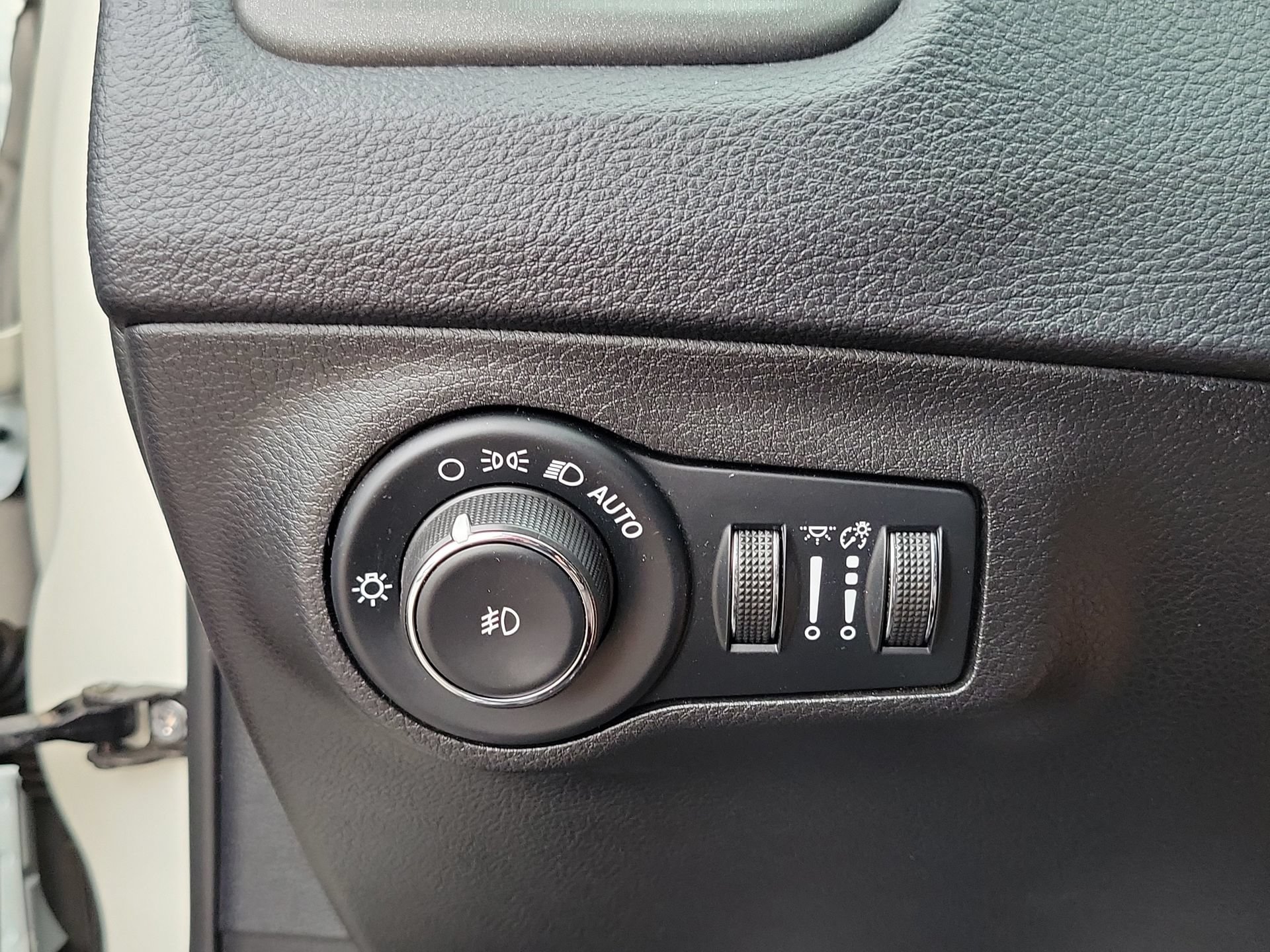 Certified 2020 Jeep Compass Trailhawk AWD/4WD image 11