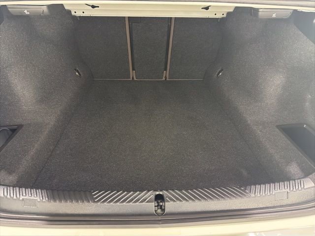 Used 2026 BMW 530i xDrive w/ Premium Package AWD/4WD image 25