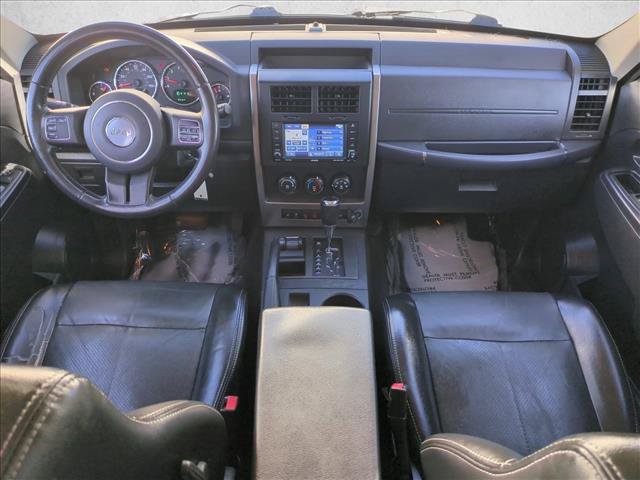 Used 2012 Jeep Liberty Sport AWD/4WD image 16