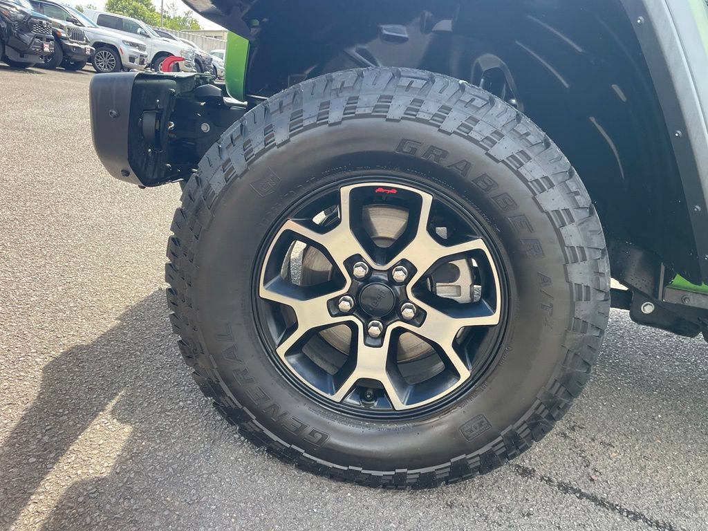 Used 2019 Jeep Wrangler Unlimited Rubicon w/ Dual Top Group AWD/4WD image 22