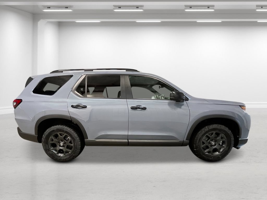 New 2026 Honda Pilot TrailSport image 8