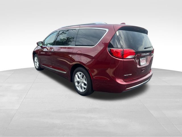 Used 2017 Chrysler Pacifica Touring-L Plus w/ Advanced Safetytec Group FWD image 5