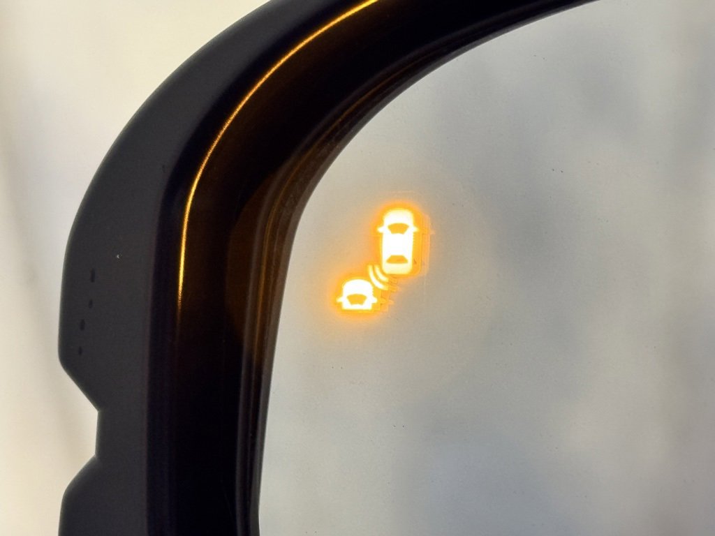 Used 2025 Honda CR-V EX image 17