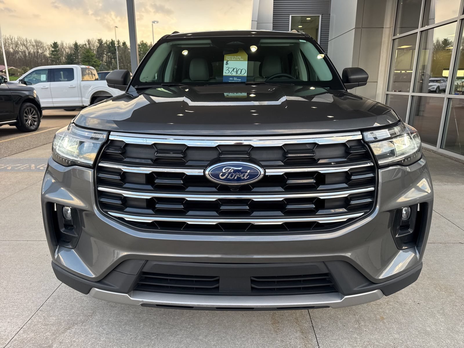 Certified 2025 Ford Explorer Active w/ Active Comfort Package AWD/4WD image 11