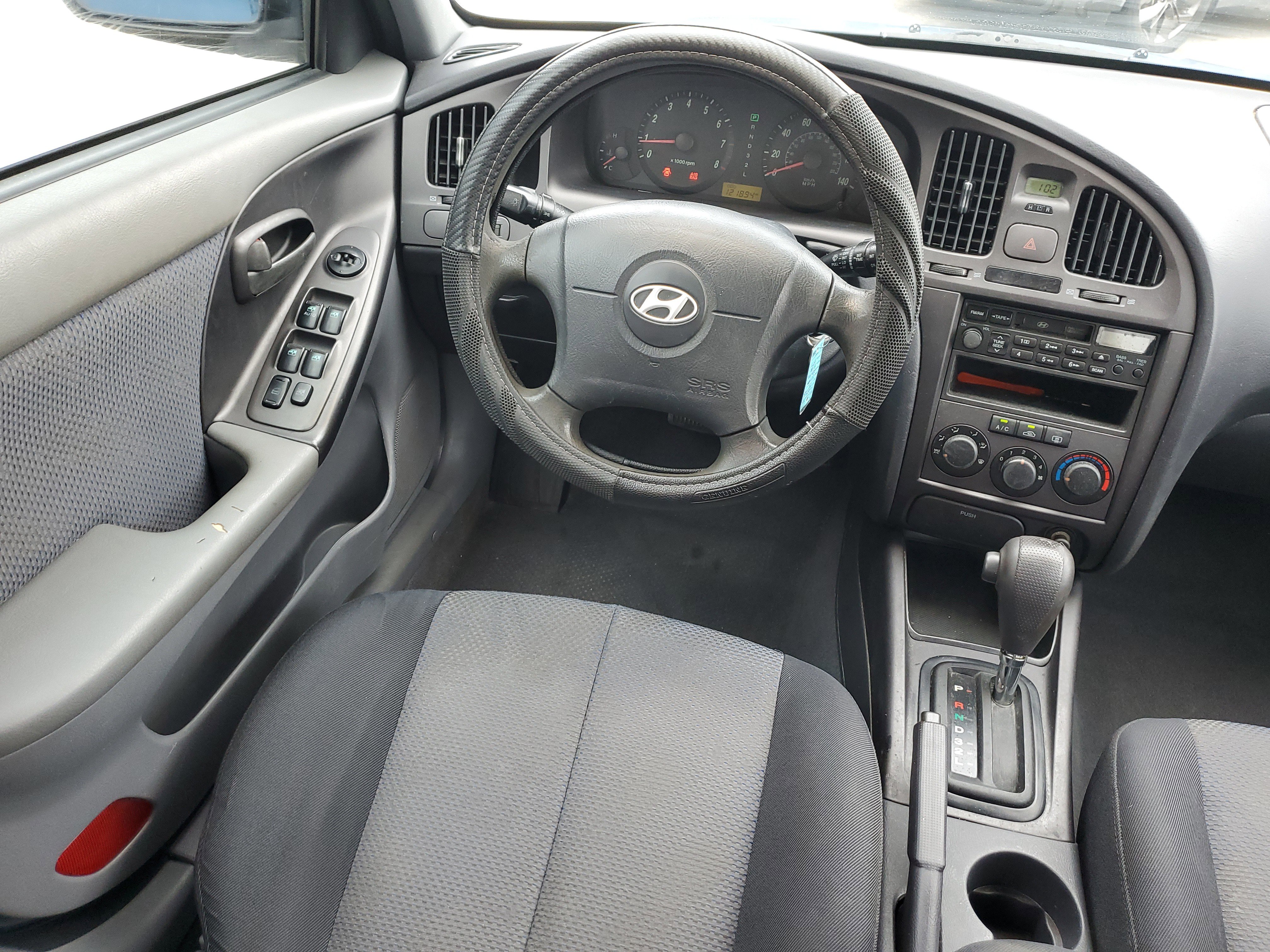 Used 2005 Hyundai Elantra GLS FWD image 10