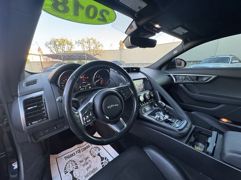 Used 2018 Jaguar F-TYPE Coupe RWD image 33