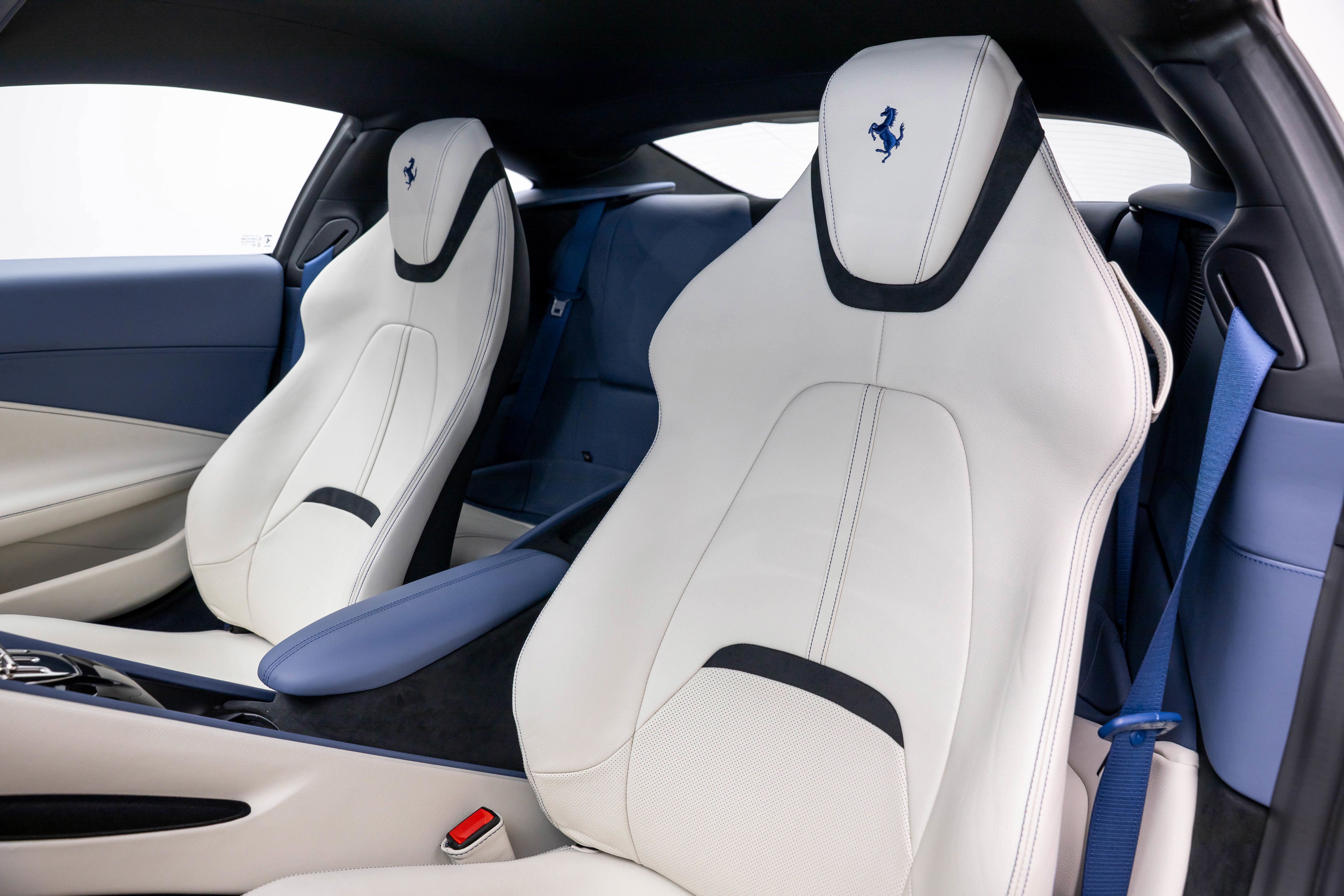 Certified 2023 Ferrari Roma image 56