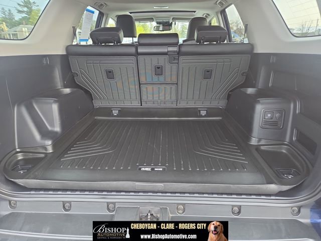 Used 2021 Toyota 4Runner TRD Off-Road Premium w/ Moonroof Package AWD/4WD image 25