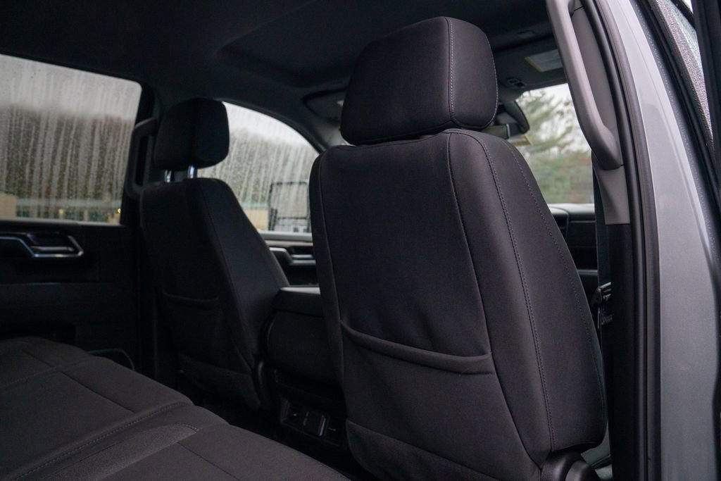 Used 2025 Chevrolet Silverado 2500 LT w/ Convenience Package image 15