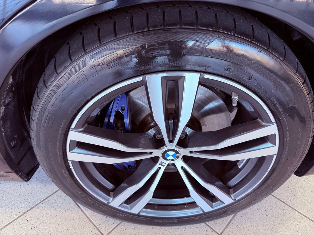 Used 2022 BMW X7 M50i image 22