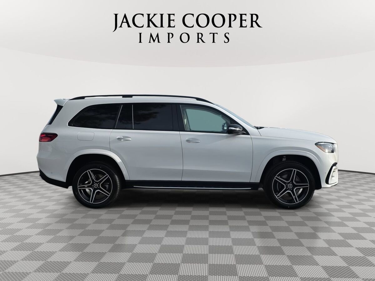 New 2026 Mercedes-Benz GLS 450 4MATIC image 4