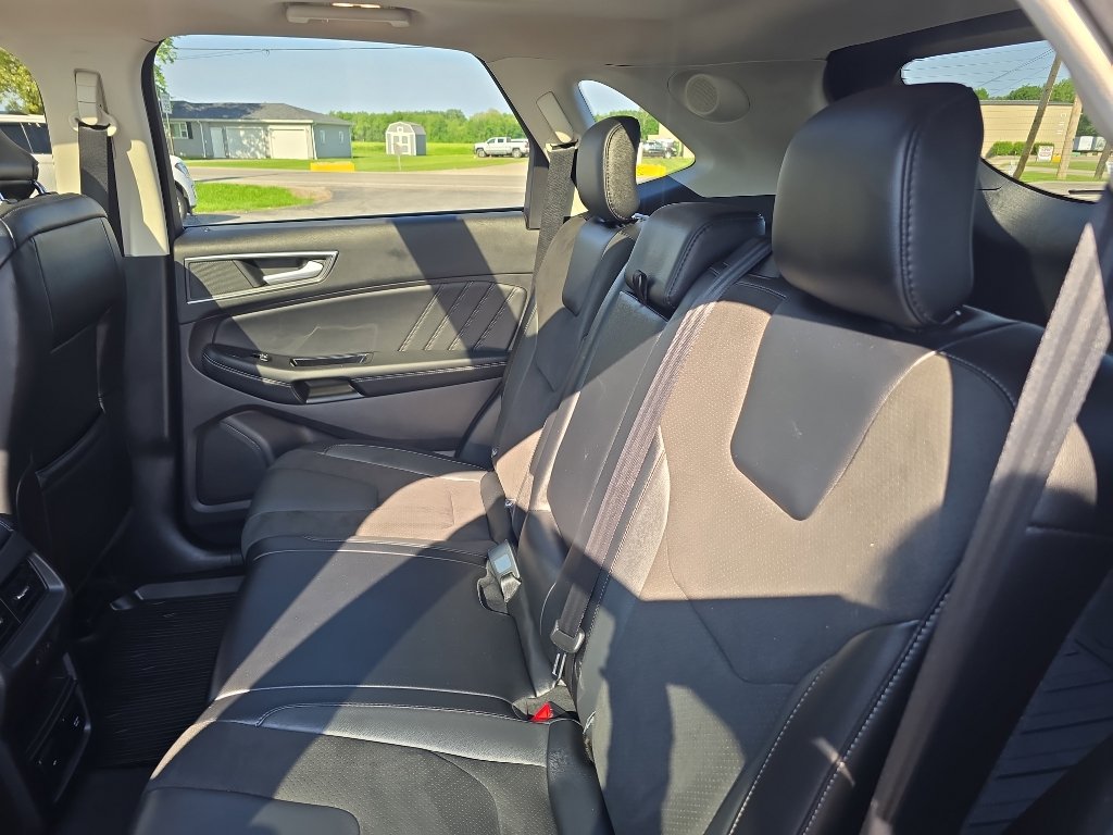 Used 2018 Ford Edge Sport w/ Equipment Group 401A AWD/4WD image 14