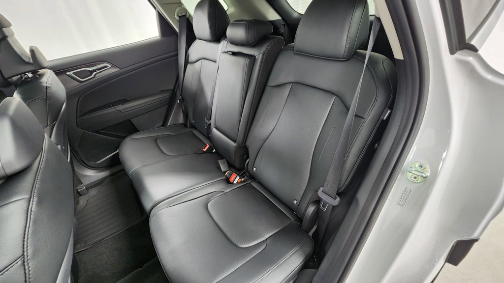 New 2026 Kia Sportage EX w/ EX Panorama Roof Package FWD image 12