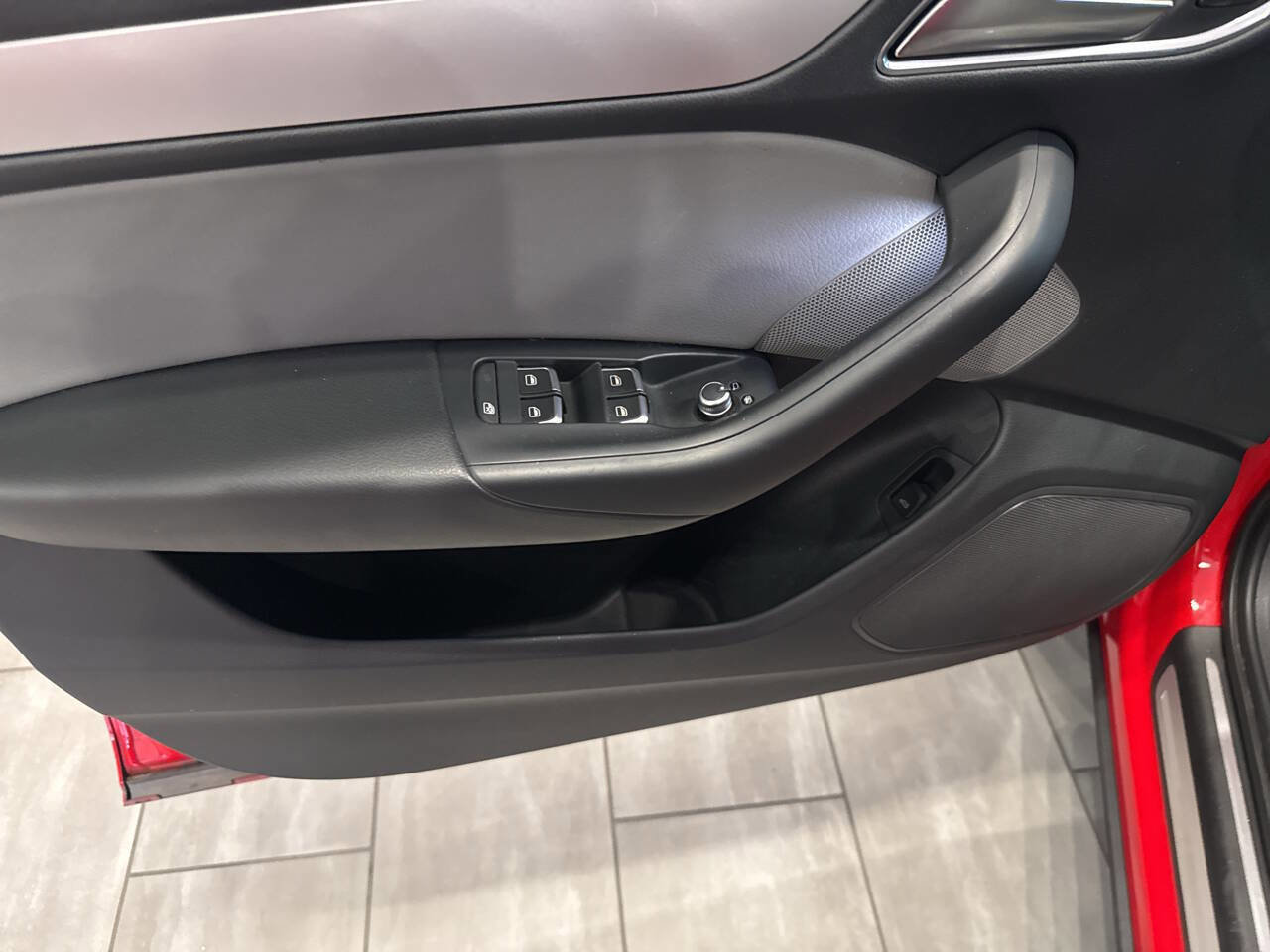 Used 2018 Audi Q3 2.0T Premium image 26