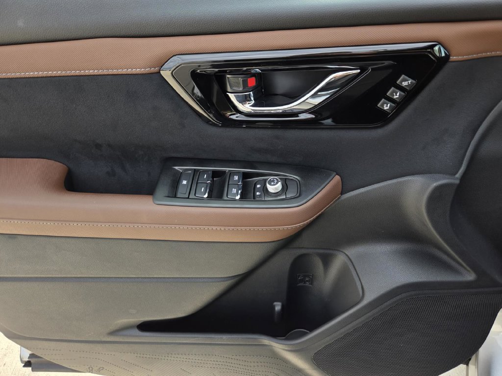 New 2026 Subaru Forester Touring AWD/4WD image 10