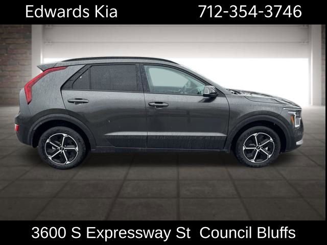 New 2026 Kia Niro EX image 2