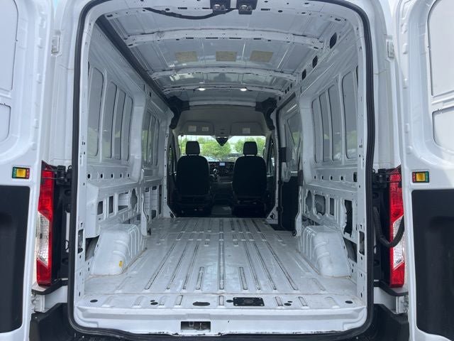 Used 2024 Ford Transit 250 148 Medium Roof Extended AWD image 11