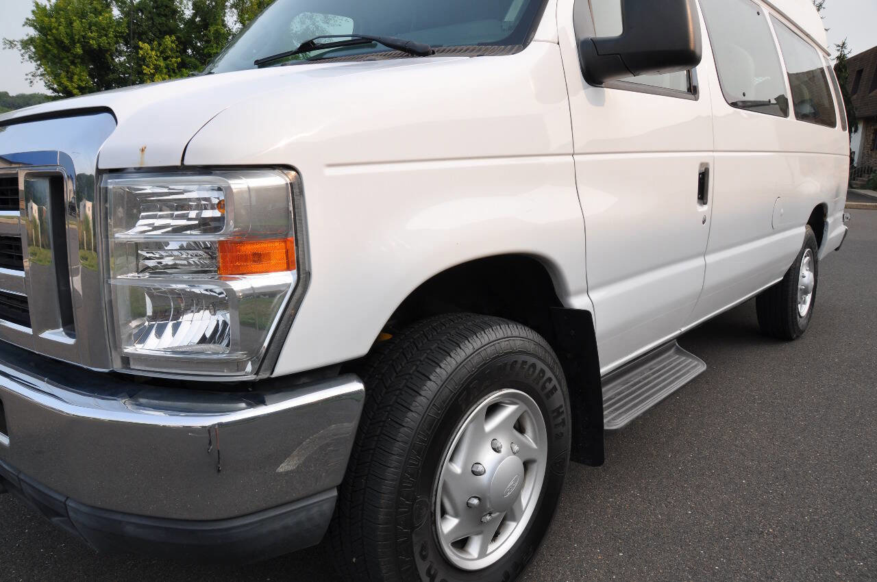 Used 2013 Ford E-250 and Econoline 250 Extended w/ PWR Group image 3