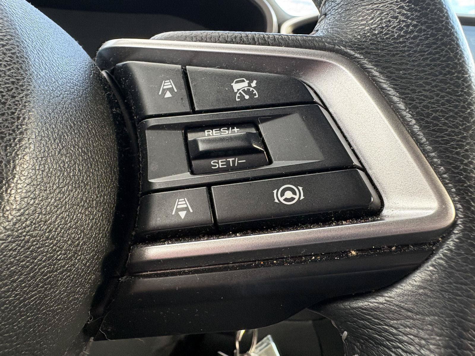 Used 2023 Subaru Ascent Premium AWD/4WD image 17