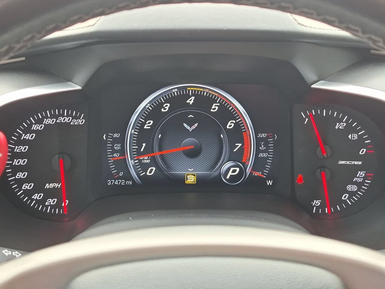 Used 2016 Chevrolet Corvette Z06 w/ 3LZ Preferred Equipment Group RWD image 14