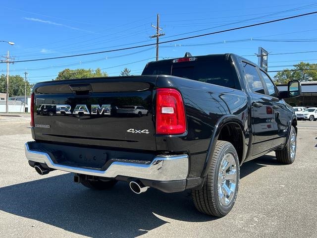 New 2026 RAM 1500 4x4 Crew Cab image 3