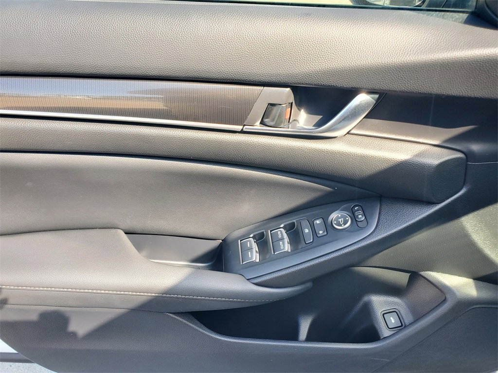 Used 2022 Honda Accord Sport image 18