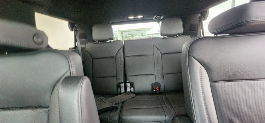 Used 2024 GMC Yukon Denali AWD/4WD image 23